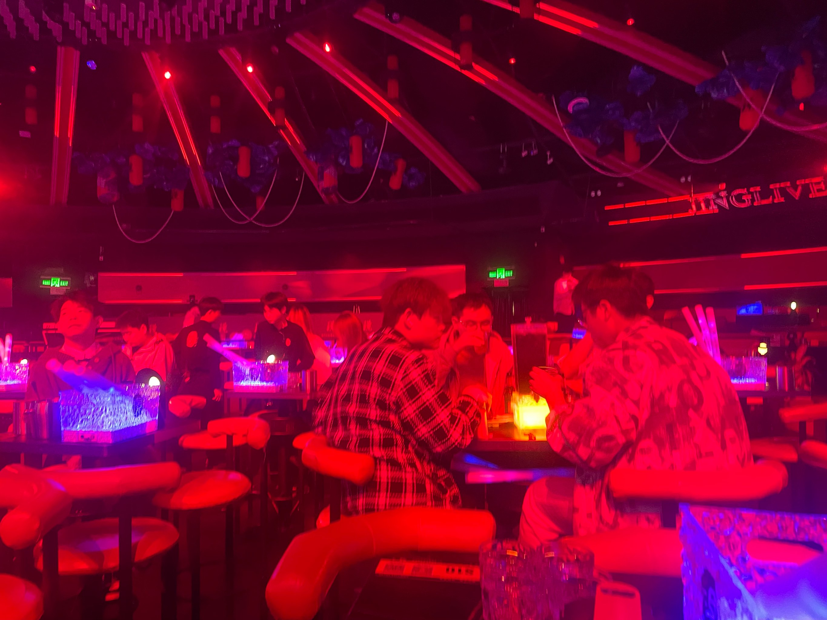 驻马店商务ktv性价比之选推荐-西平县ktv预订